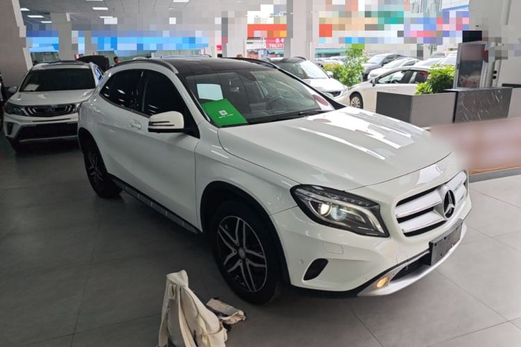 Used Mercedes-Benz GLA 2016 GLA 200 Fashion Model Exterior 1