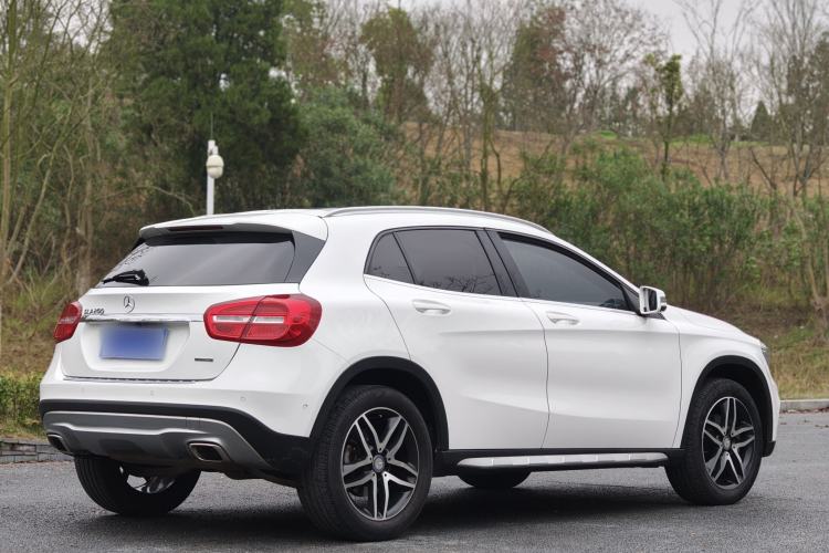 Used Mercedes-Benz GLA 2016 GLA 200 Fashion Model Exterior 1