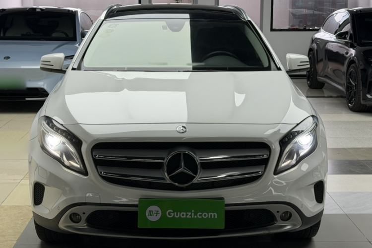 Used Mercedes-Benz GLA 2016 GLA 200 Fashion Model Exterior 1