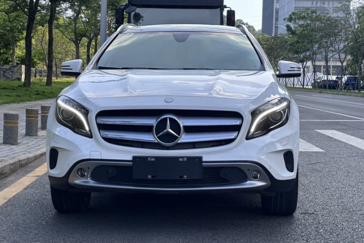 Used Mercedes-Benz GLA 2016 GLA 220 4MATIC Luxury Model Exterior 12