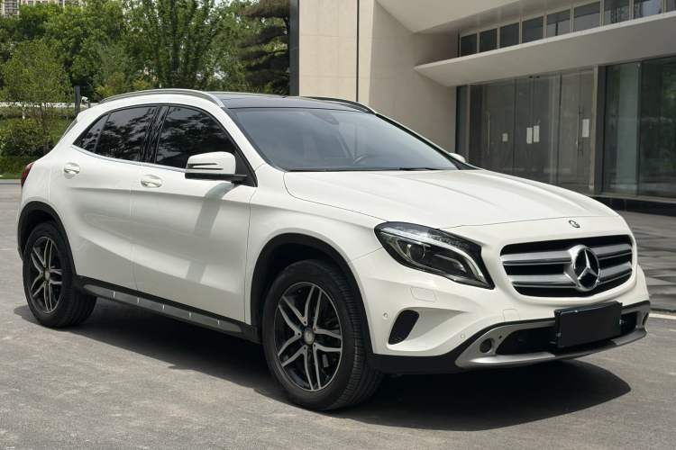 Used Mercedes-Benz GLA 2016 GLA 220 4MATIC Fashion Edition Exterior 2