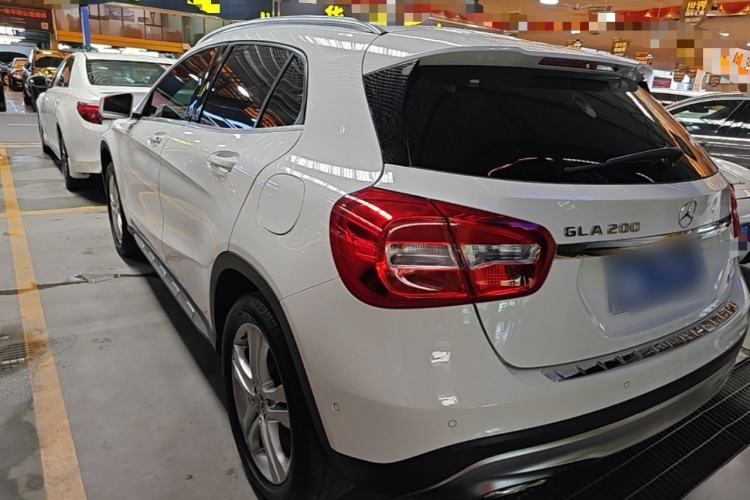 Used Mercedes-Benz GLA 2016 GLA 200 Fashion Model Exterior 2
