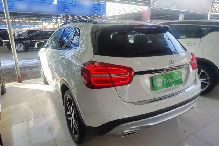 Used Mercedes-Benz GLA 2016 GLA 200 Fashion Model Exterior 2