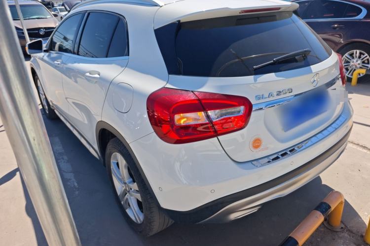 Used Mercedes-Benz GLA 2016 GLA 200 Fashion Model Exterior 2