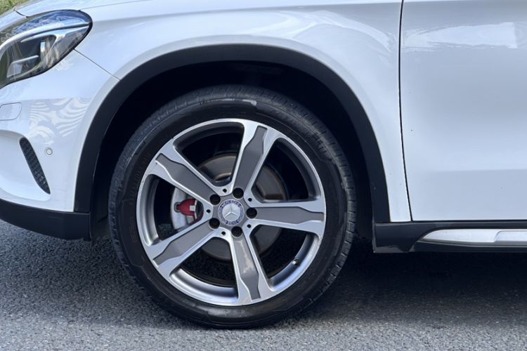 Used Mercedes-Benz GLA 2016 GLA 220 4MATIC Luxury Model Exterior 3