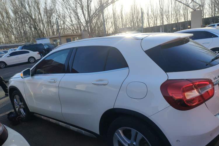 Used Mercedes-Benz GLA 2016 GLA 200 Sport Edition Exterior 3