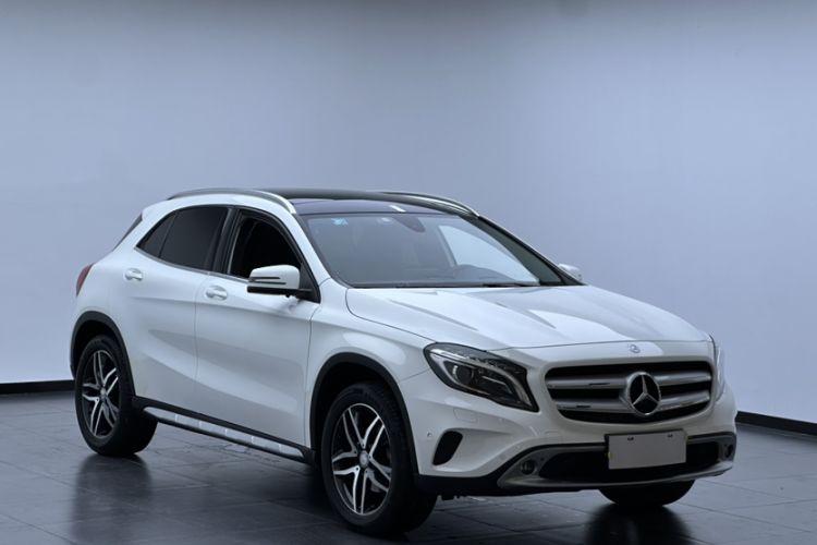 Used Mercedes-Benz GLA 2016 GLA 200 Fashion Model Exterior 3