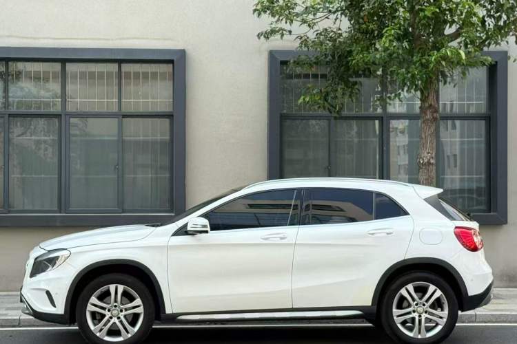 Used Mercedes-Benz GLA 2016 GLA 200 Sport Edition Exterior 3