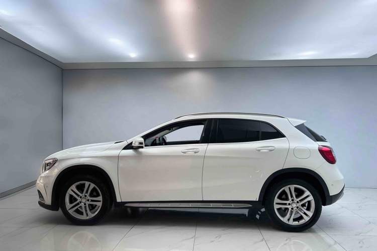 Used Mercedes-Benz GLA 2016 GLA 200 Sport Edition Exterior 3