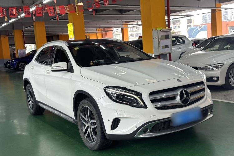 Used Mercedes-Benz GLA 2016 GLA 200 Fashion Model Exterior 3