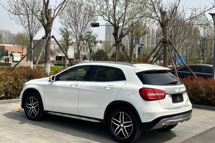 Used Mercedes-Benz GLA 2016 GLA 200 Fashion Model Exterior 3