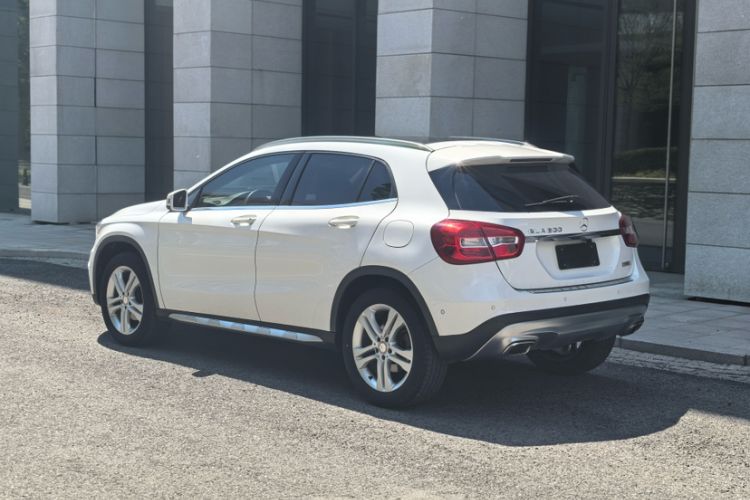 Used Mercedes-Benz GLA 2016 GLA 200 Sport Edition Exterior 4