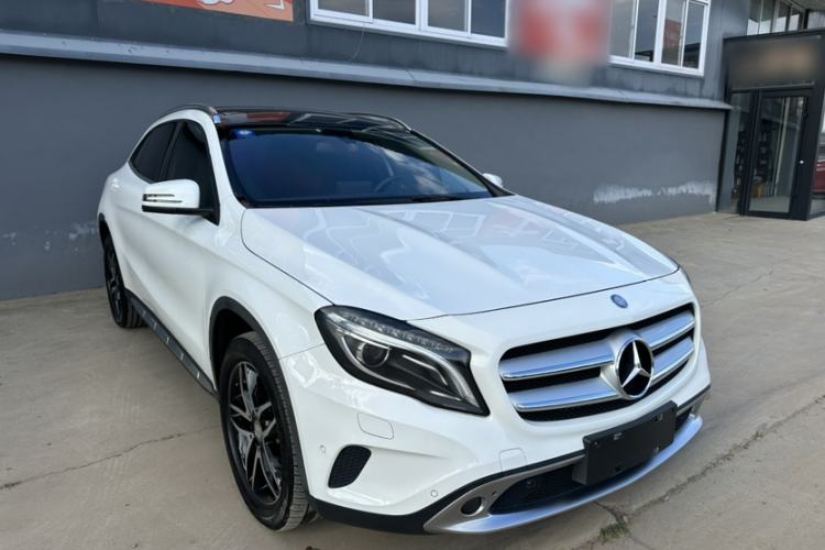 Used Mercedes-Benz GLA 2016 GLA 200 Fashion Model Exterior 4