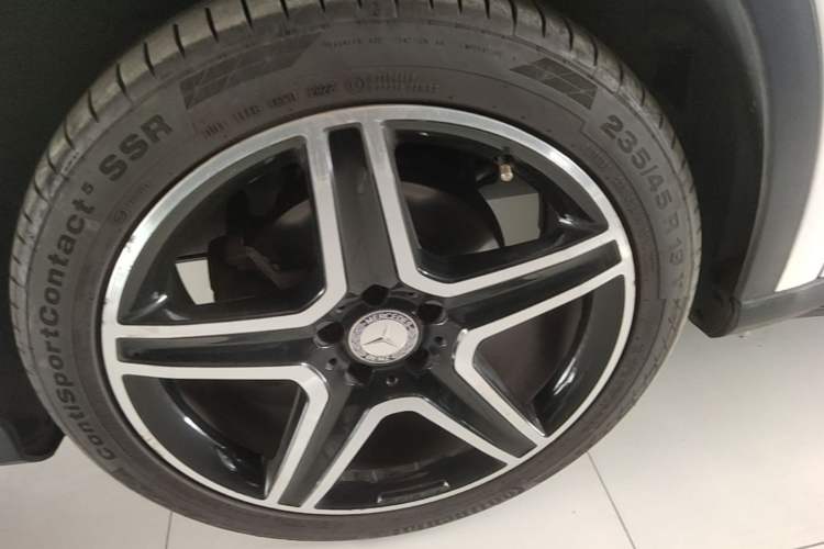 Used Mercedes-Benz GLA 2016 GLA 200 Fashion Model Exterior 4