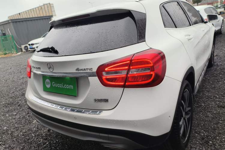 Used Mercedes-Benz GLA 2016 GLA 220 4MATIC Fashion Edition Exterior 4
