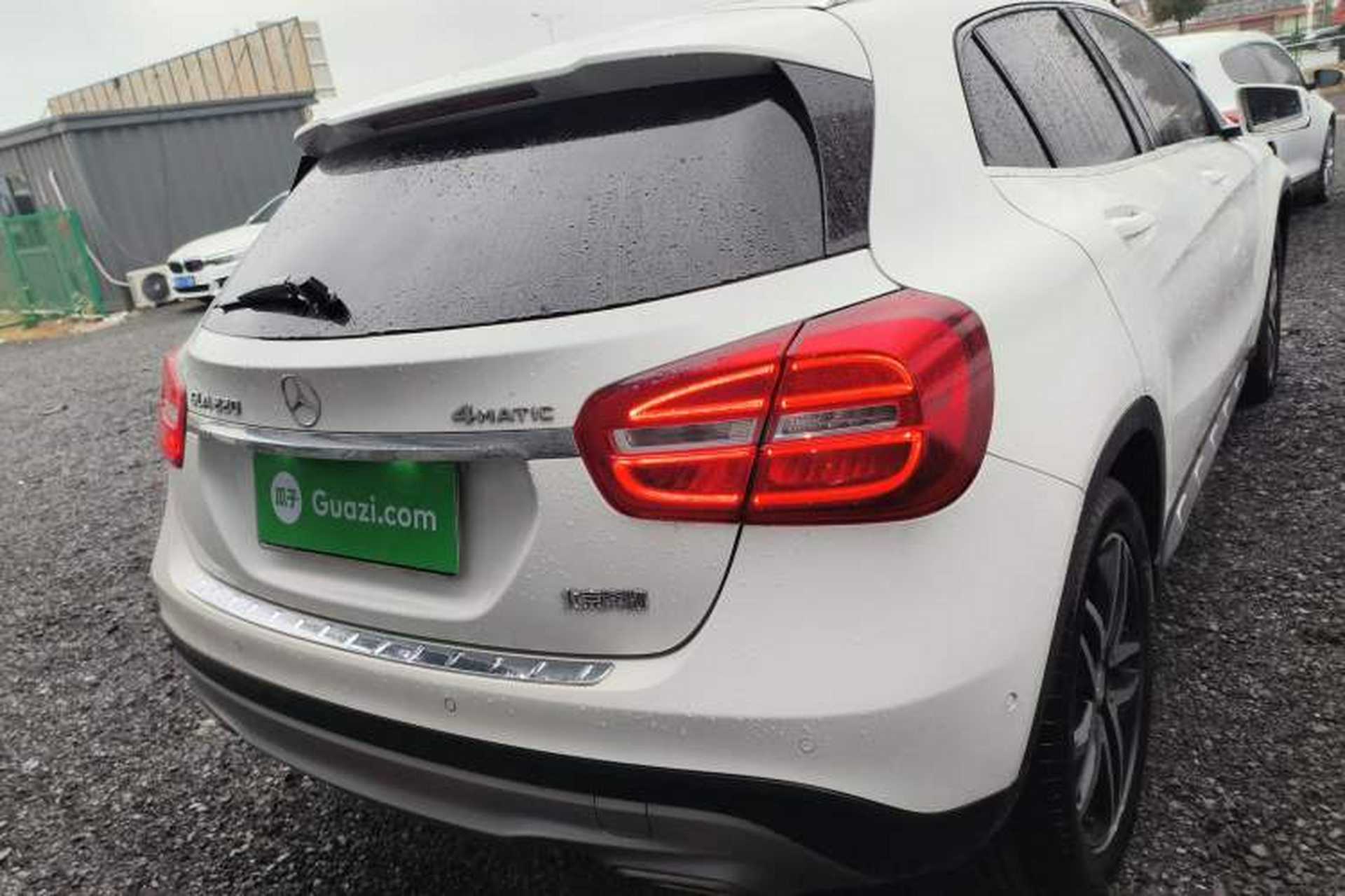 Used Mercedes-Benz GLA 2016 GLA 220 4MATIC Fashion Edition Exterior 4