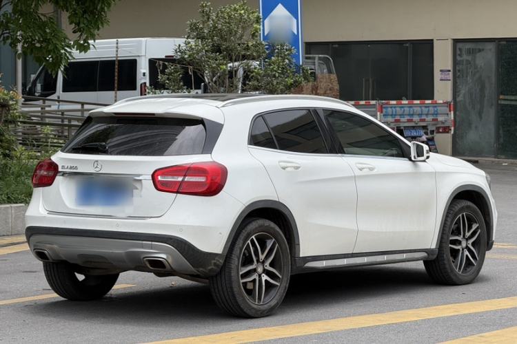 Used Mercedes-Benz GLA 2016 GLA 200 Fashion Model Exterior 4