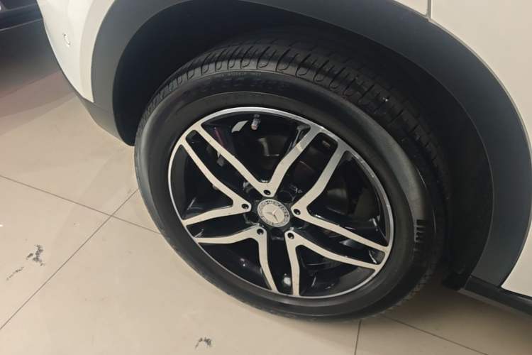 Used Mercedes-Benz GLA 2016 GLA 220 4MATIC Fashion Edition Exterior 5