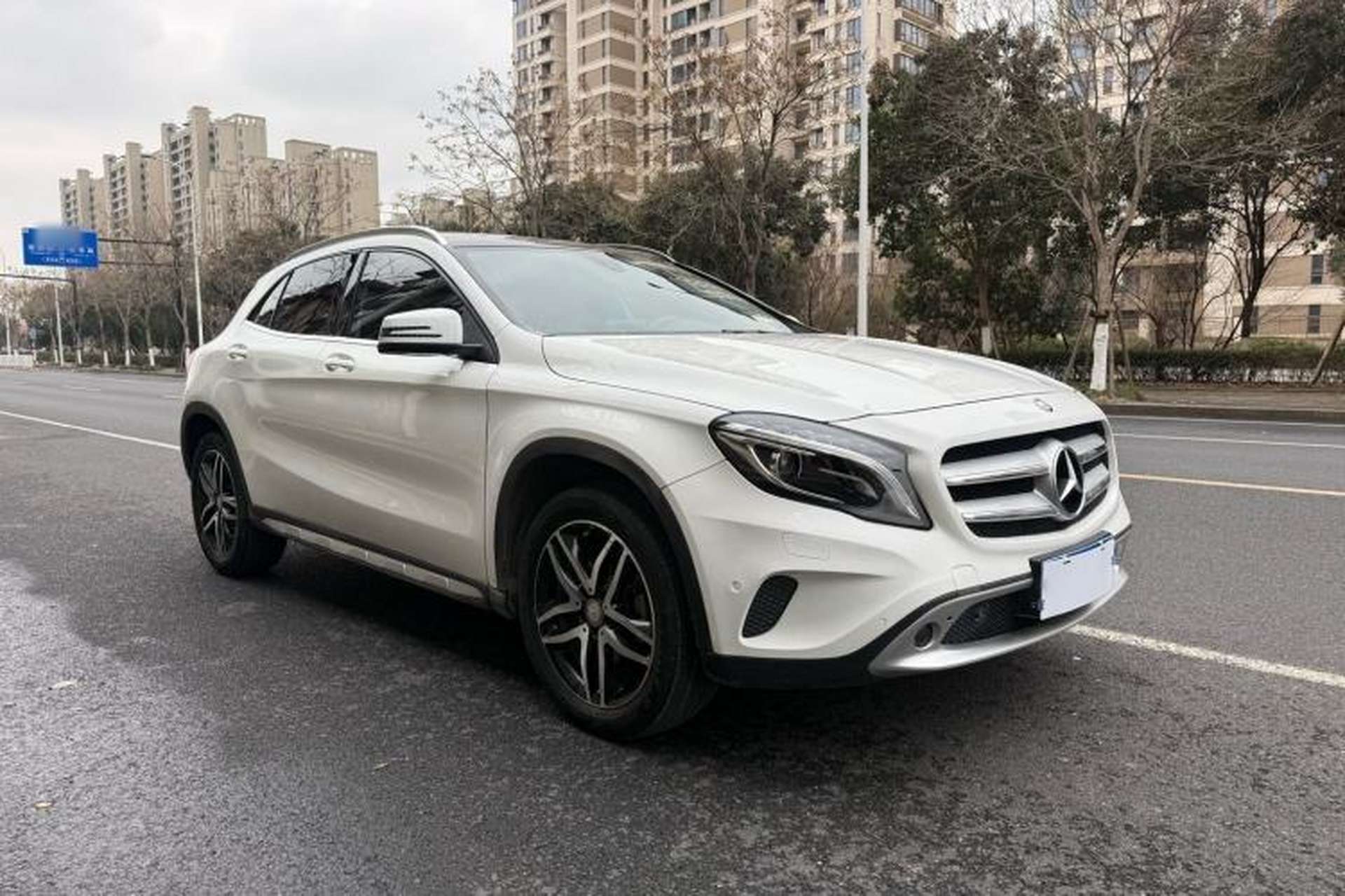 Used Mercedes-Benz GLA 2016 GLA 220 4MATIC Fashion Edition Exterior 5