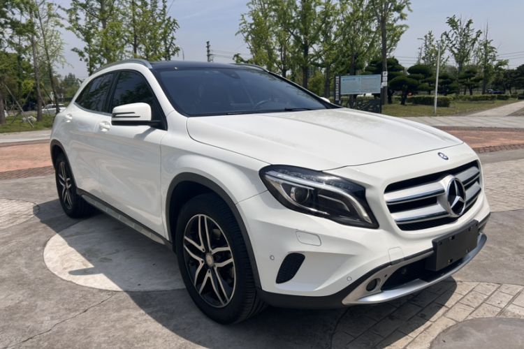 Used Mercedes-Benz GLA 2016 GLA 220 4MATIC Fashion Edition Exterior 5