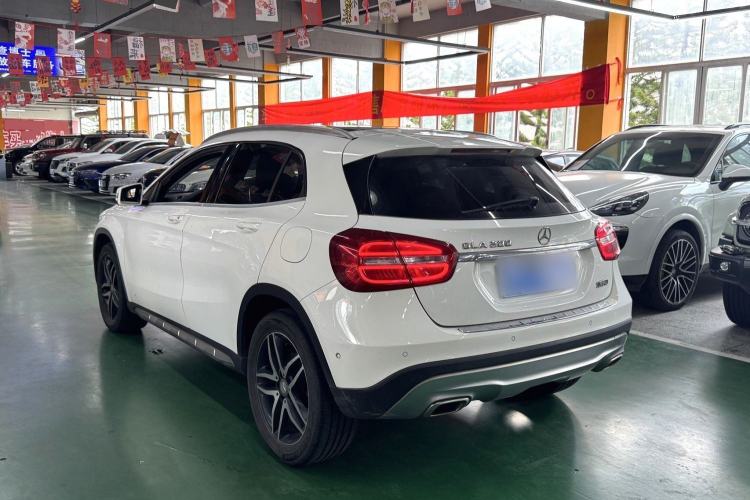 Used Mercedes-Benz GLA 2016 GLA 200 Fashion Model Exterior 5