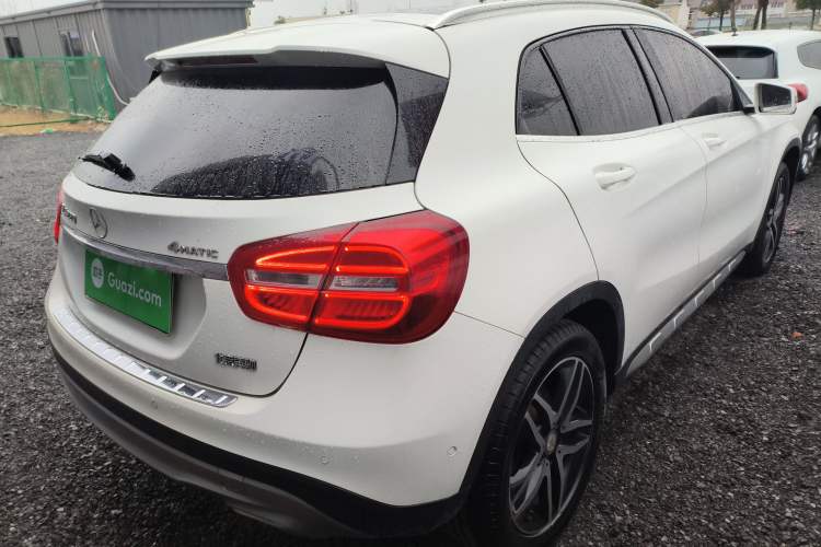 Used Mercedes-Benz GLA 2016 GLA 220 4MATIC Fashion Edition Exterior 5