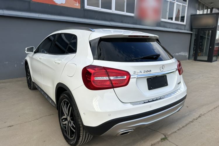 Used Mercedes-Benz GLA 2016 GLA 200 Fashion Model Exterior 6