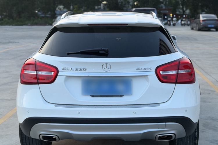 Used Mercedes-Benz GLA 2016 GLA 220 4MATIC Fashion Edition Exterior 6