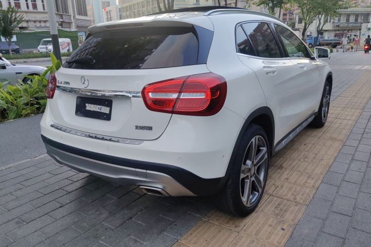 Used Mercedes-Benz GLA 2016 GLA 200 Fashion Model Exterior 6