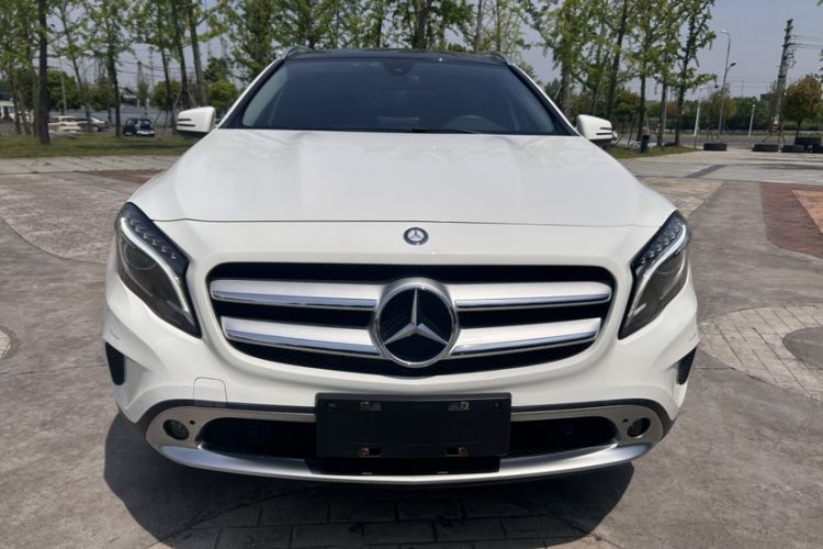 Used Mercedes-Benz GLA 2016 GLA 220 4MATIC Fashion Edition Exterior 6