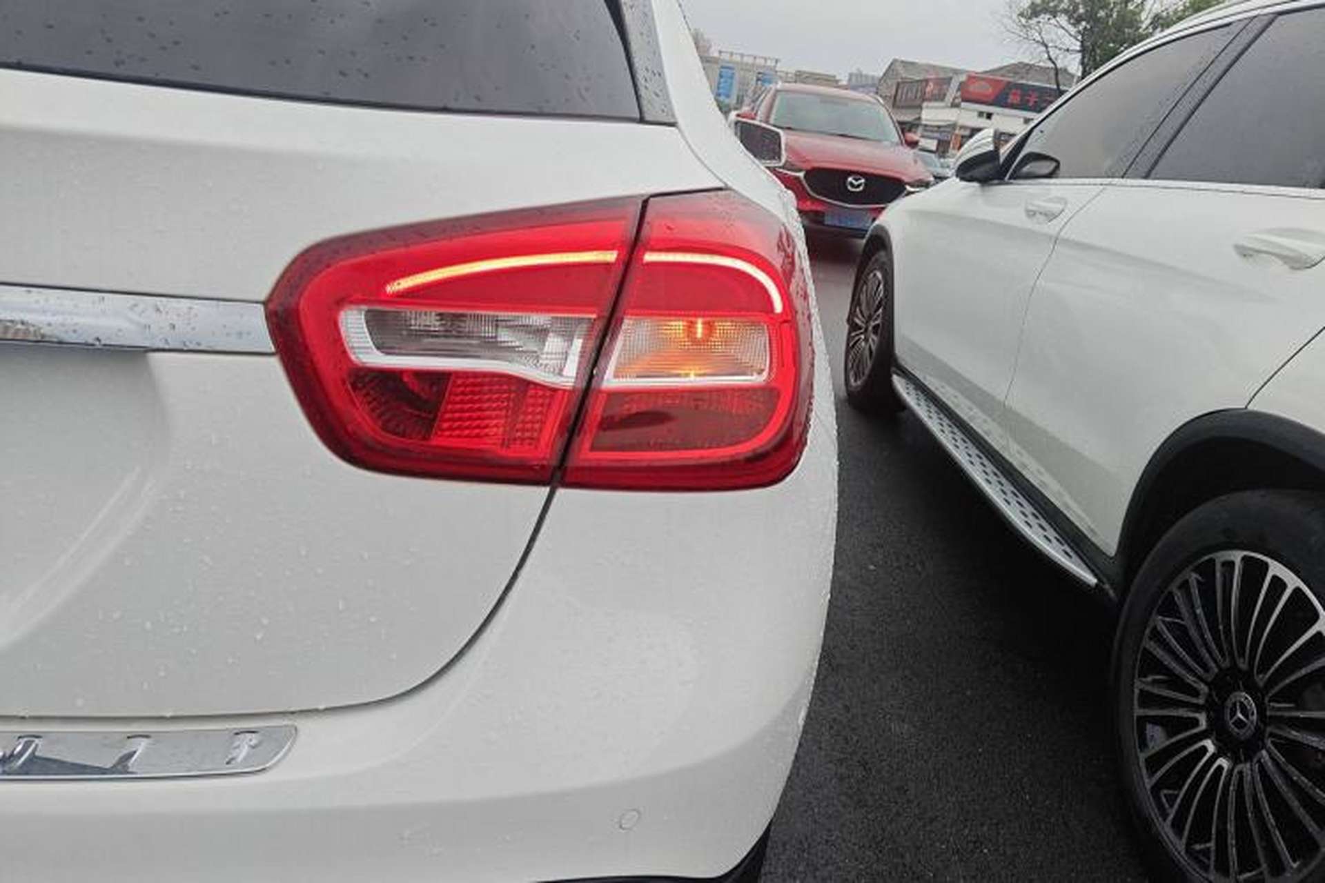 Used Mercedes-Benz GLA 2016 GLA 200 Sport Edition Exterior 6