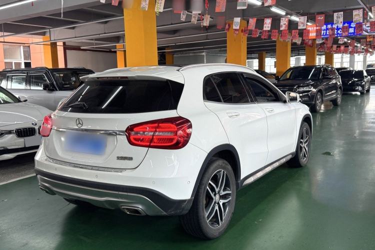 Used Mercedes-Benz GLA 2016 GLA 200 Fashion Model Exterior 6