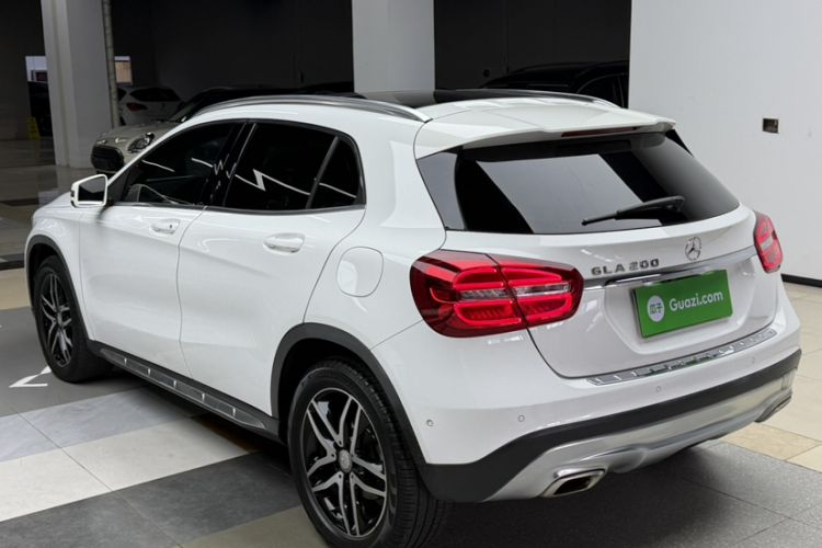 Used Mercedes-Benz GLA 2016 GLA 200 Fashion Model Exterior 6