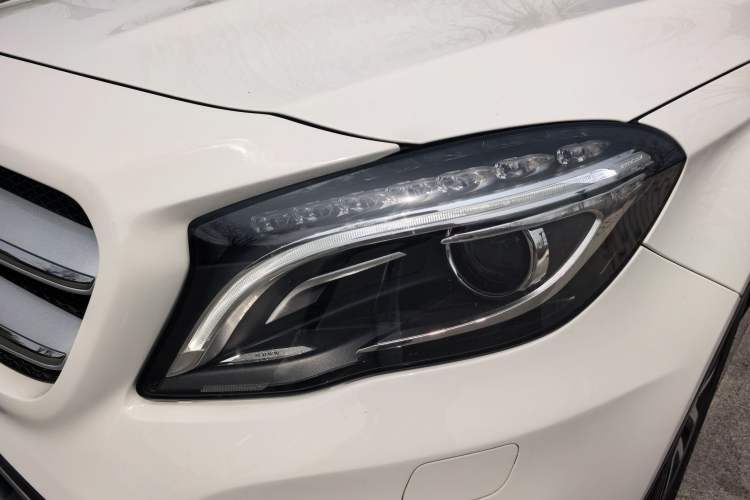 Used Mercedes-Benz GLA 2016 GLA 200 Fashion Model Exterior 7