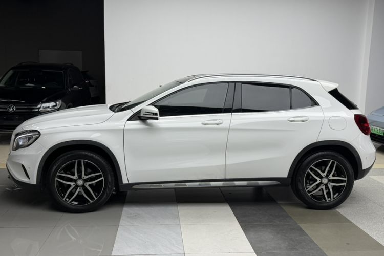 Used Mercedes-Benz GLA 2016 GLA 200 Fashion Model Exterior 7