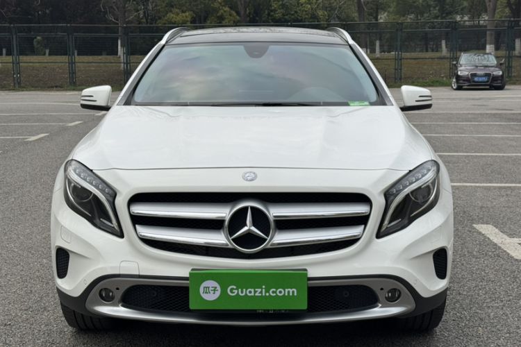 Used Mercedes-Benz GLA 2016 GLA 220 4MATIC Fashion Edition Exterior 8