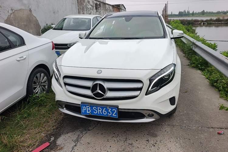 Used Mercedes-Benz GLA 2016 GLA 220 4MATIC Fashion Edition Front