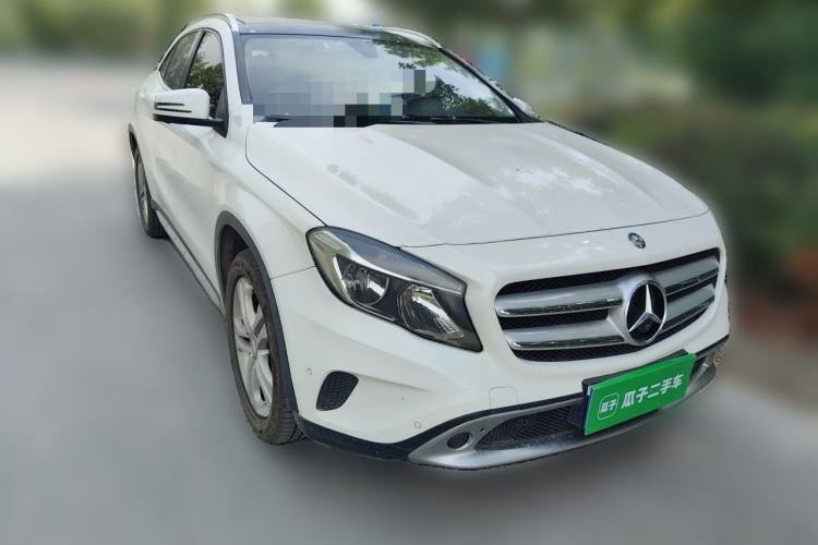 Used Mercedes-Benz GLA 2016 GLA 200 Sport Edition Front Right 45 Deg