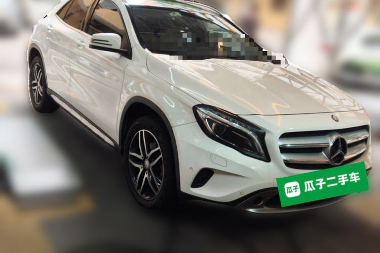 Used Mercedes-Benz GLA 2016 GLA 220 4MATIC Fashion Edition Front Right 45 Deg