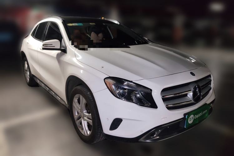Used Mercedes-Benz GLA 2016 GLA 200 Sport Edition Front Right 45 Deg