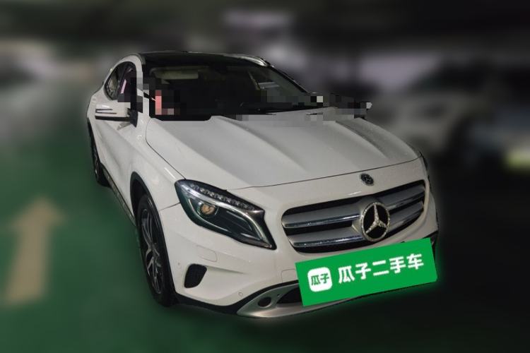 Used Mercedes-Benz GLA 2016 GLA 220 4MATIC Fashion Edition Front Right 45 Deg