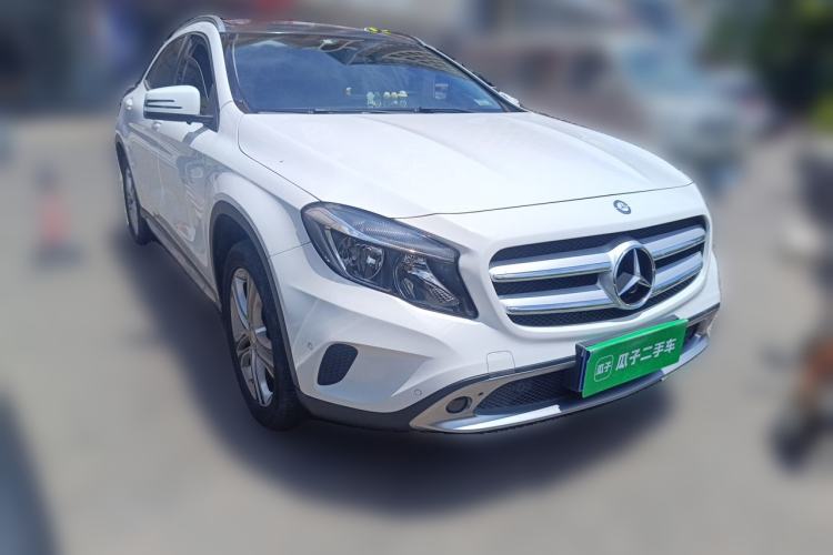 Used Mercedes-Benz GLA 2016 GLA 200 Sport Edition Front Right 45 Deg