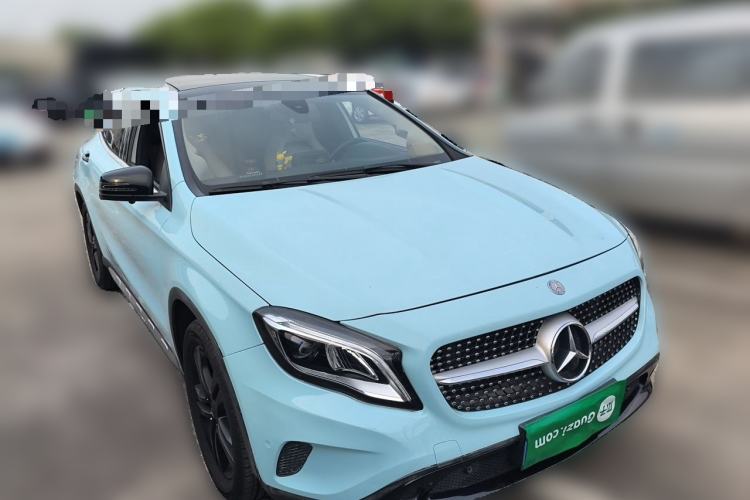 Used Mercedes-Benz GLA 2016 GLA 200 Sport Edition Front Right 45 Deg
