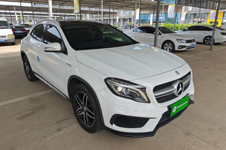 Used Mercedes-Benz GLA 2016 GLA 220 4MATIC Fashion Edition Front Right 45 Deg