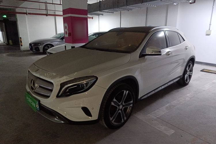 Used Mercedes-Benz GLA 2016 GLA 220 4MATIC Luxury Model Guazi used car, China used car export, Used car for sale, Used  cars, Cheapest cars for sale