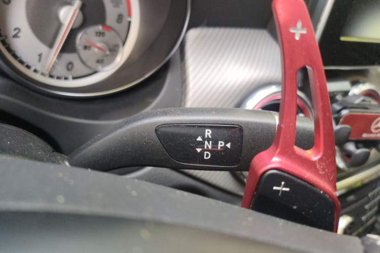 Used Mercedes-Benz GLA 2016 GLA 200 Sport Edition Gear Lever