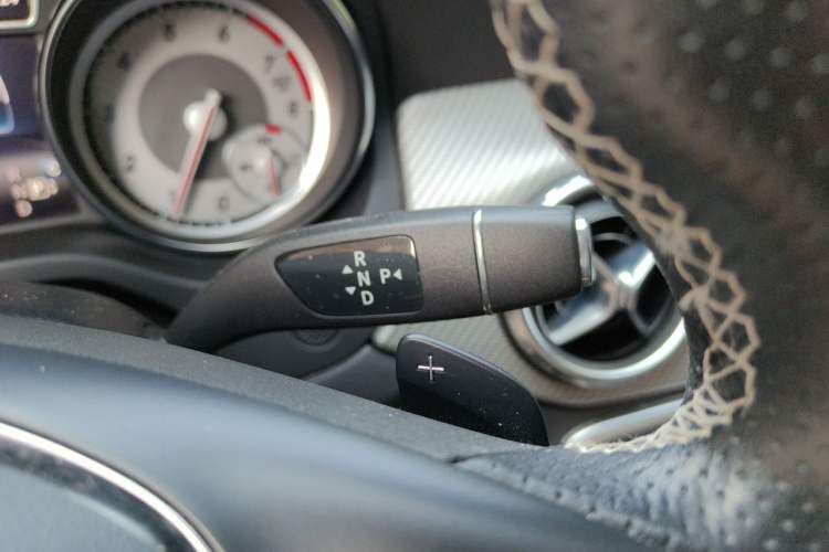 Used Mercedes-Benz GLA 2016 GLA 200 Sport Edition Gear Lever
