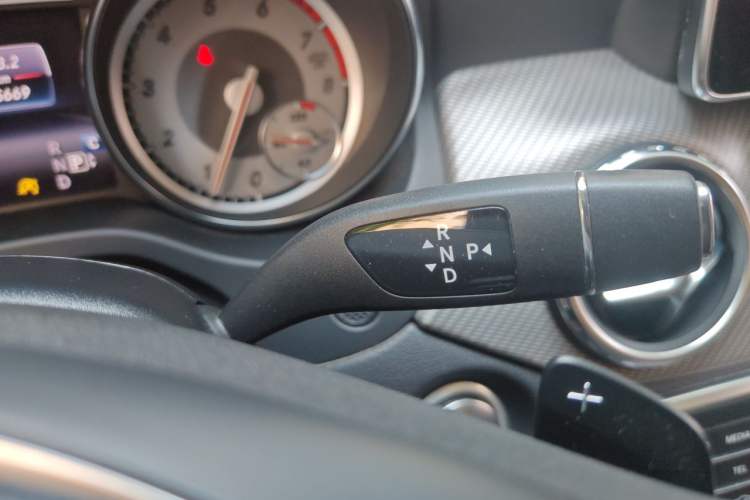 Used Mercedes-Benz GLA 2016 GLA 200 Sport Edition Gear Lever