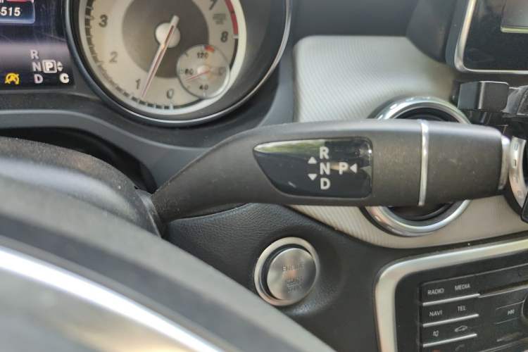 Used Mercedes-Benz GLA 2016 GLA 200 Sport Edition Gear Lever