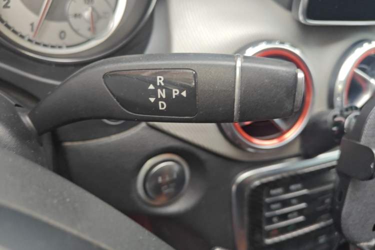 Used Mercedes-Benz GLA 2016 GLA 200 Sport Edition Gear Lever